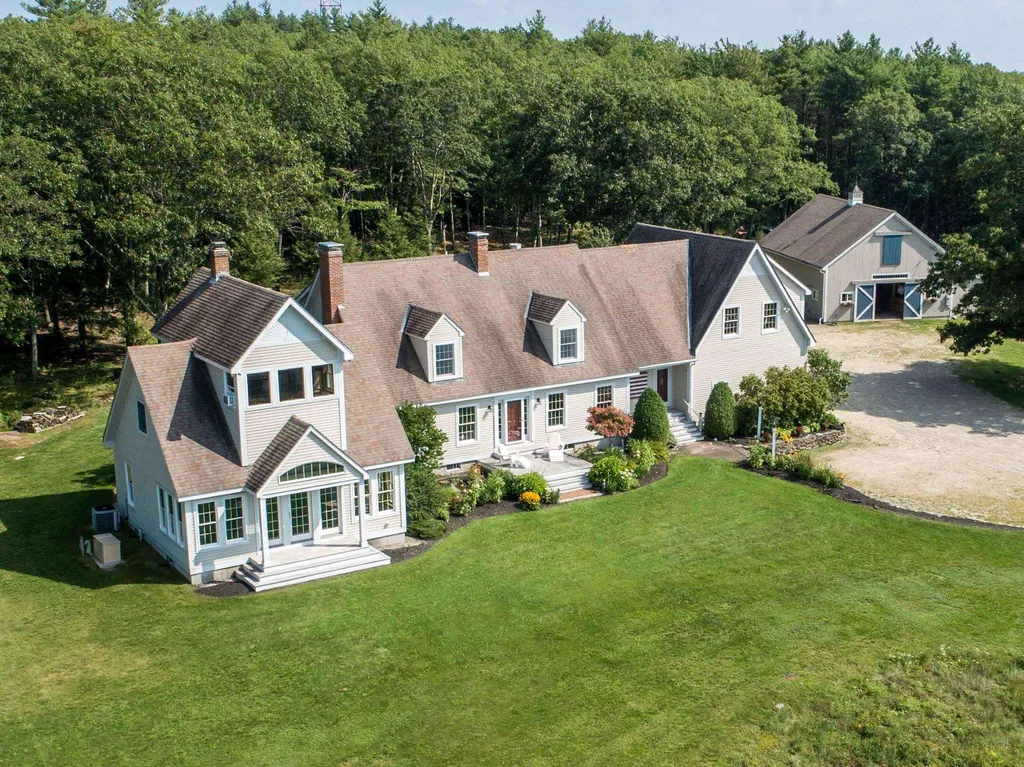 1288 Bible Hill Road Francestown NH 03043