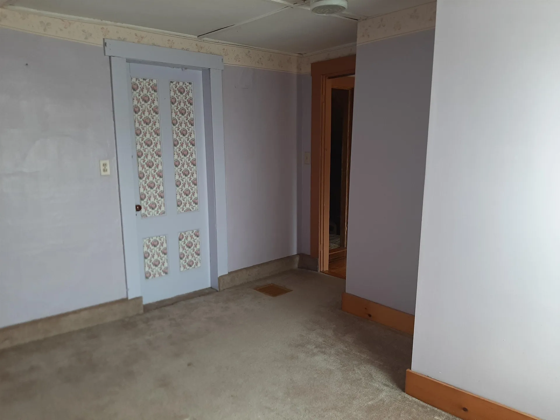 78 Pleasant Street Colebrook NH 03576