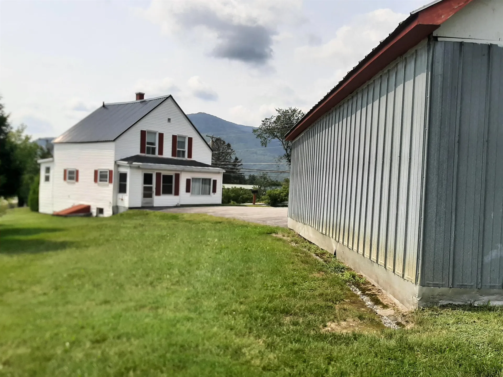 78 Pleasant Street Colebrook NH 03576