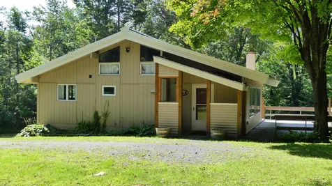 152 Old Town Road Wilmington VT 05363