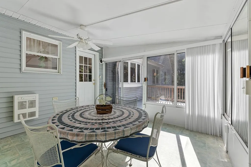 49 Giordani Lane Sandown NH 03873