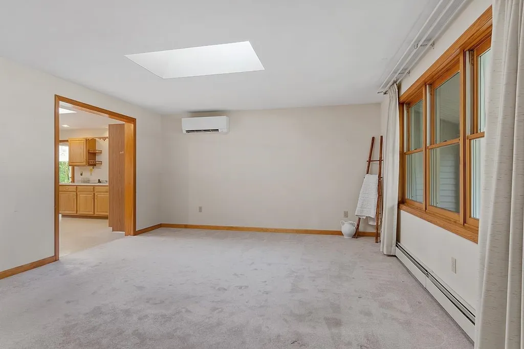49 Giordani Lane Sandown NH 03873