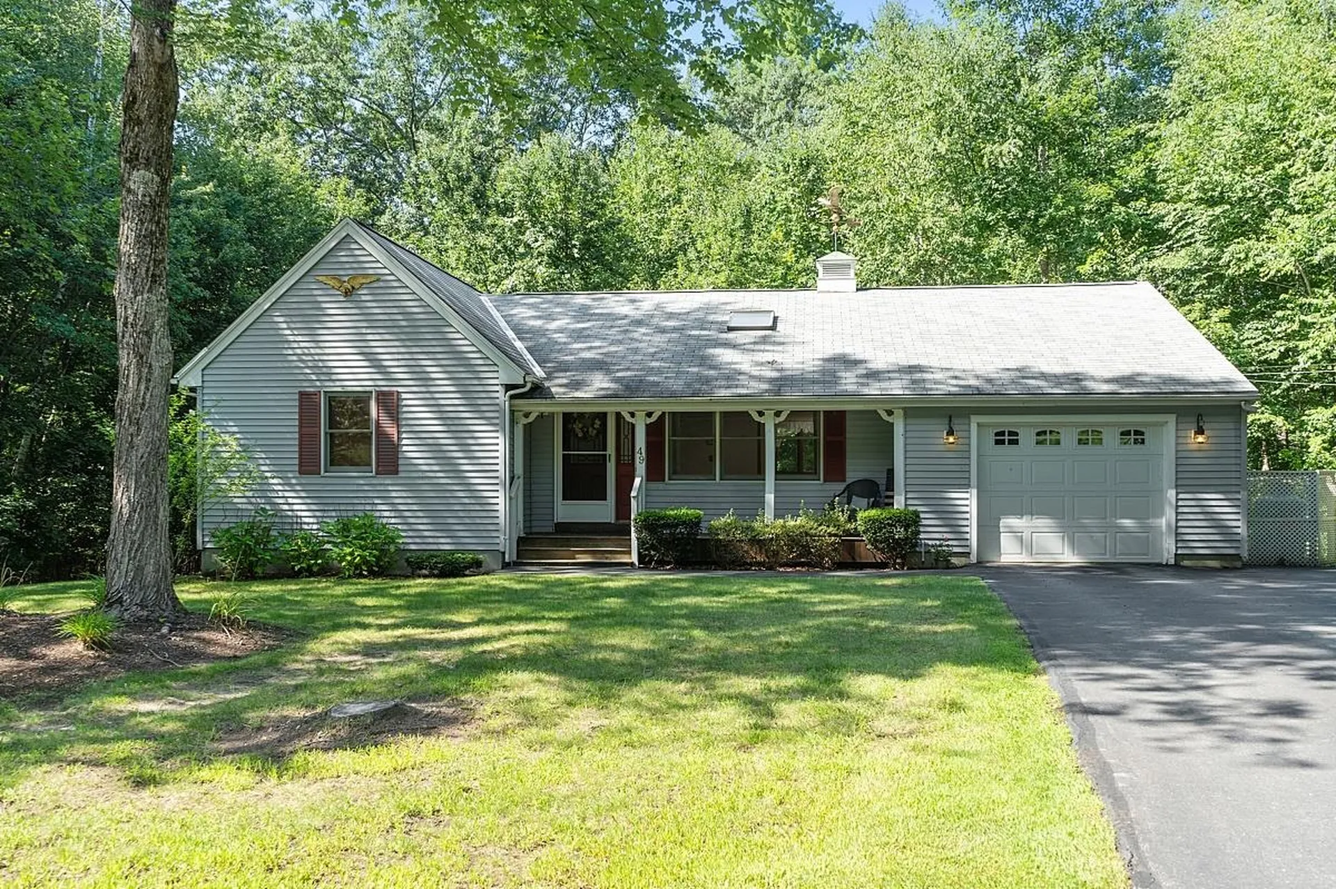 49 Giordani Lane Sandown NH 03873