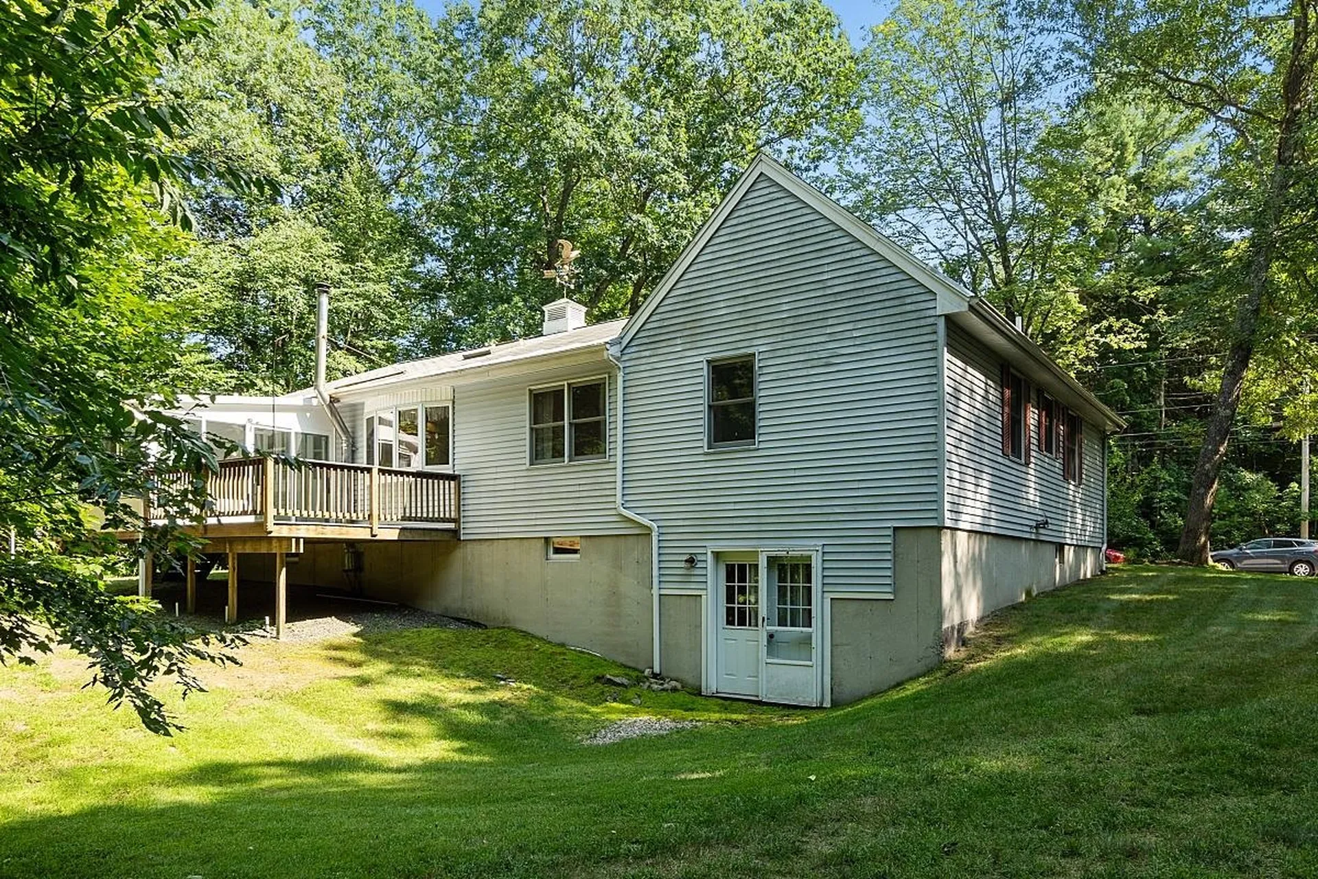 49 Giordani Lane Sandown NH 03873