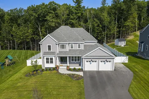 18 Glendenin Road Windham NH 03087