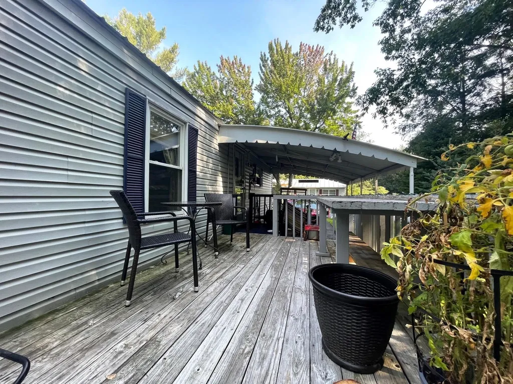 103 Aspen Lane Hartford VT 05001-3820