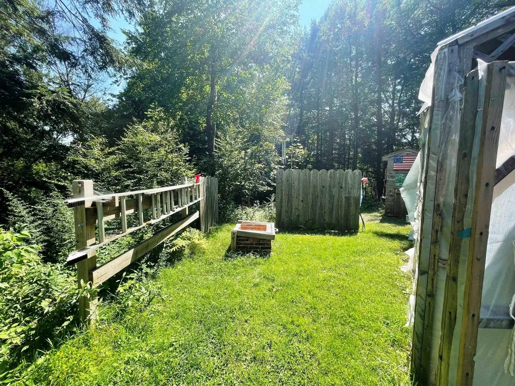 103 Aspen Lane Hartford VT 05001-3820