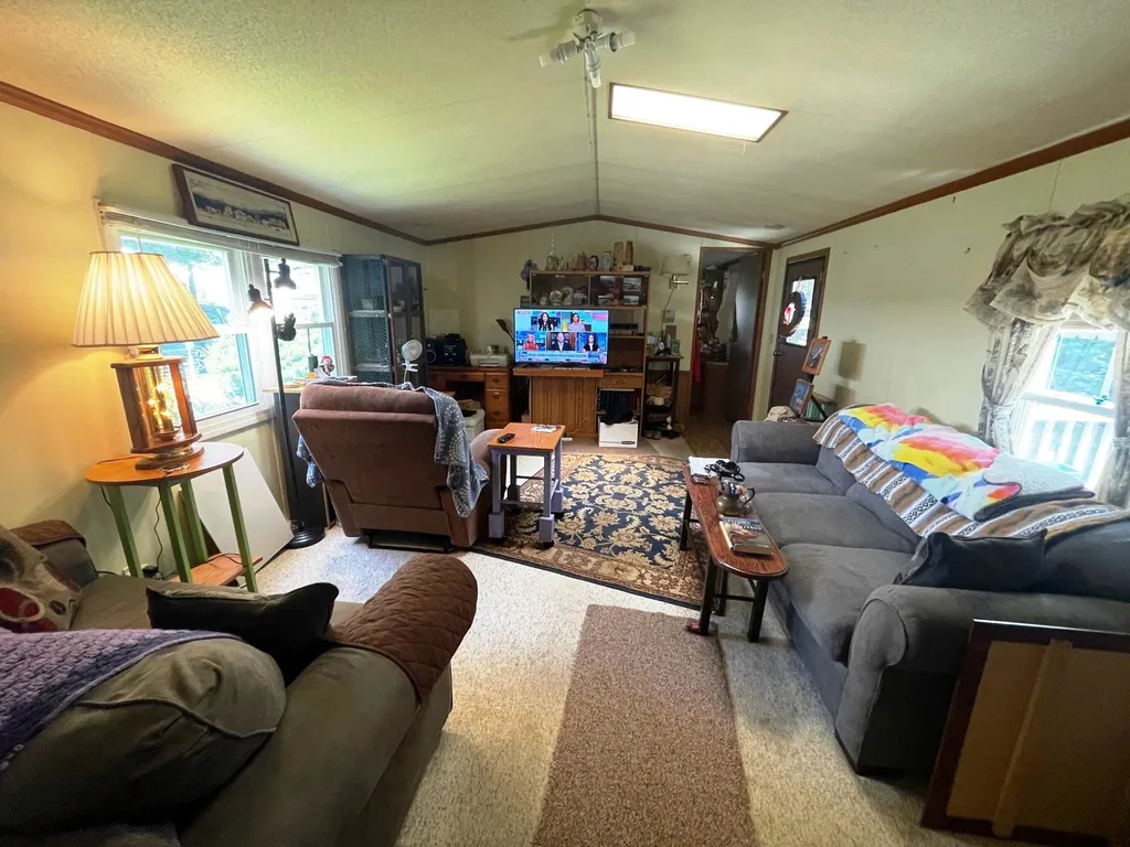 103 Aspen Lane Hartford VT 05001-3820