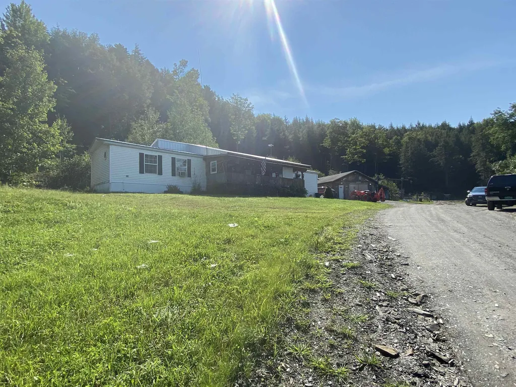96 Hemlock Lane Randolph VT 05060-4434