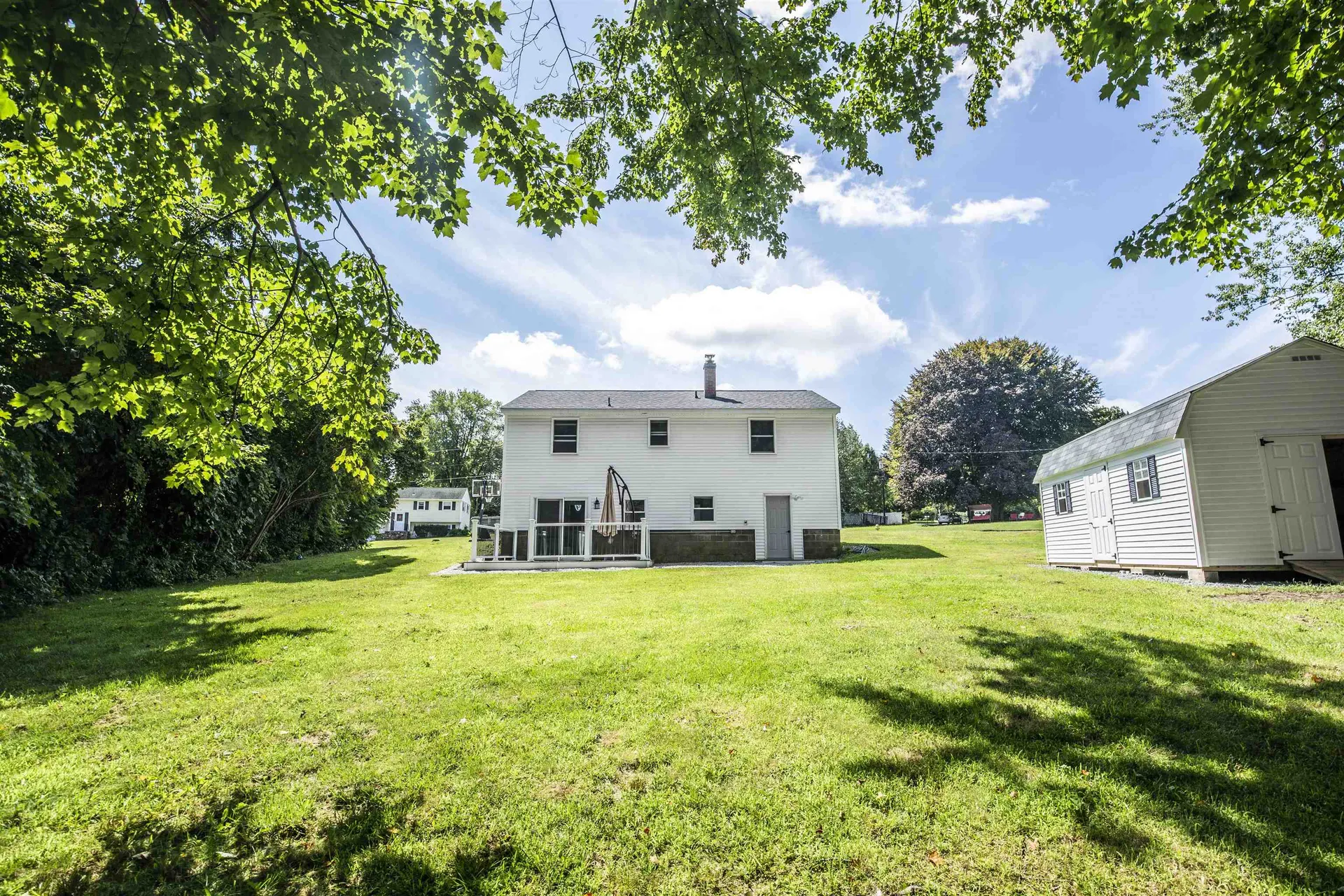 8 Gloria Road Salem NH 03079