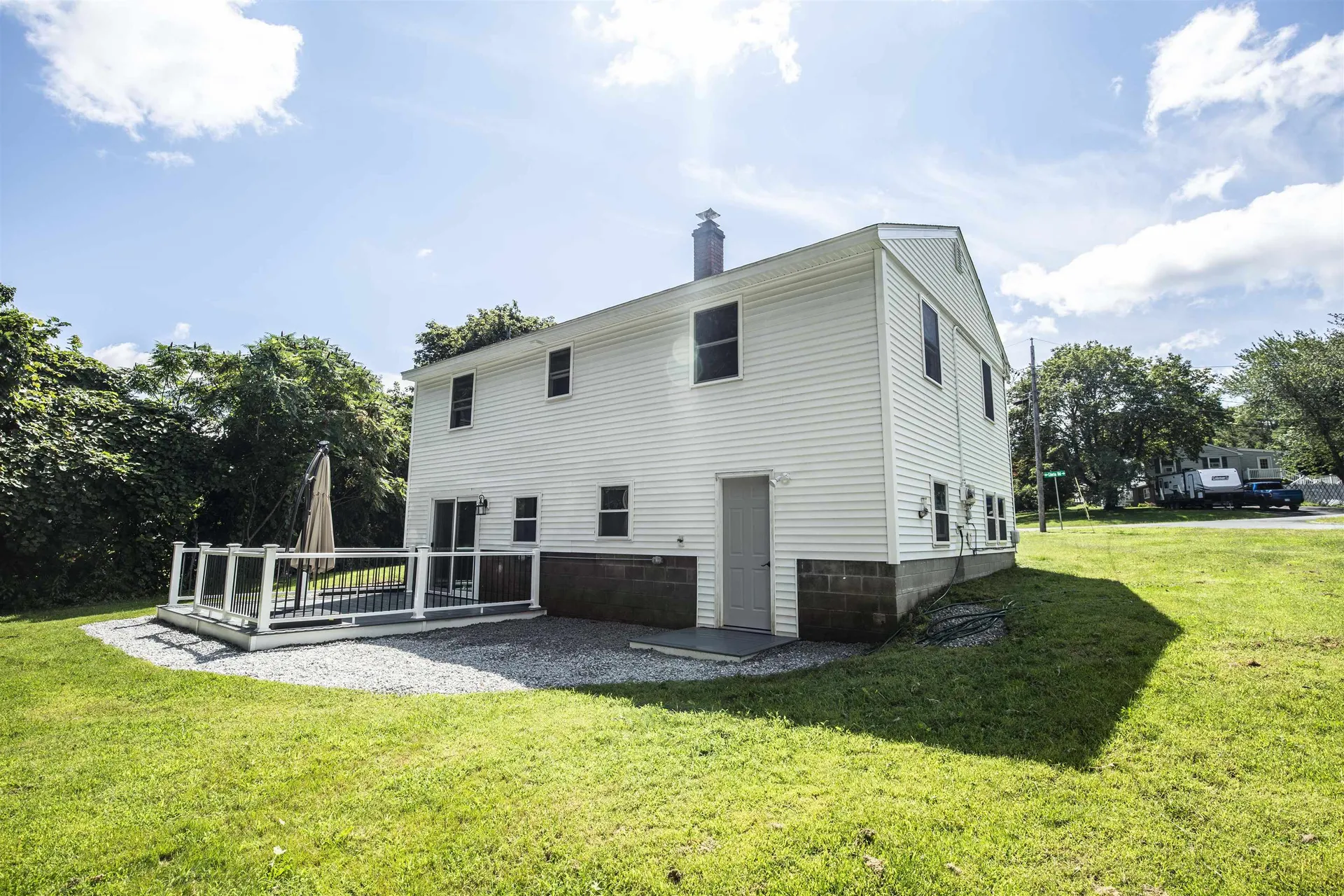 8 Gloria Road Salem NH 03079