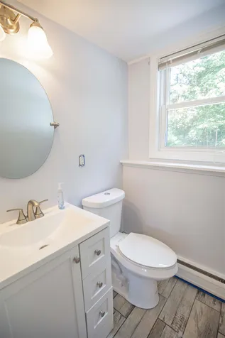 8 Gloria Road Salem NH 03079