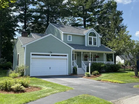 15 Southfield Drive Nashua NH 03064