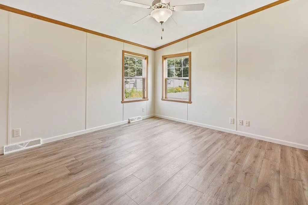 30 Hagop Road Salem NH 03079
