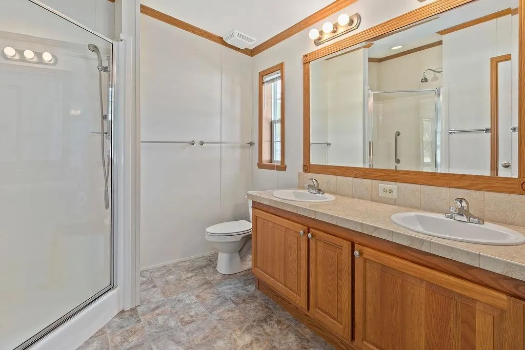30 Hagop Road Salem NH 03079