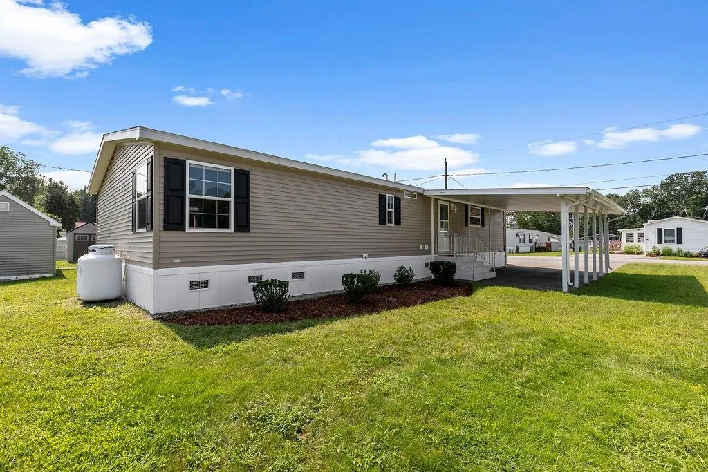 30 Hagop Road Salem NH 03079