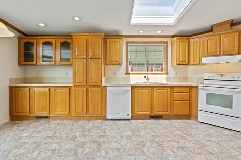 30 Hagop Road Salem NH 03079