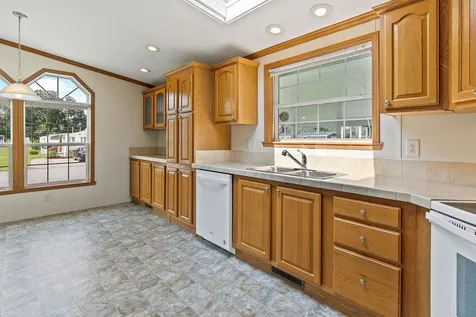 30 Hagop Road Salem NH 03079