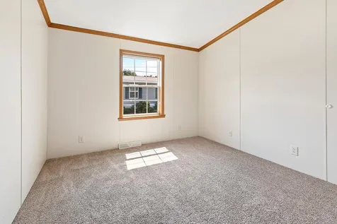 30 Hagop Road Salem NH 03079