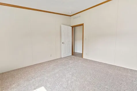 30 Hagop Road Salem NH 03079
