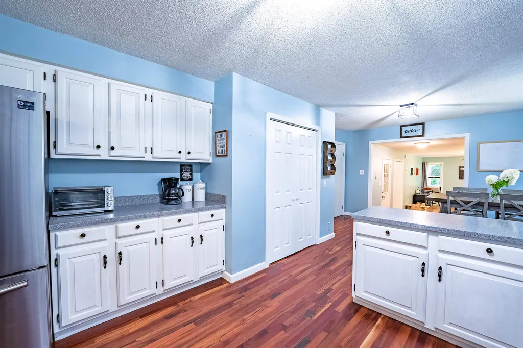 20 Oakwood Lane Essex VT 05452