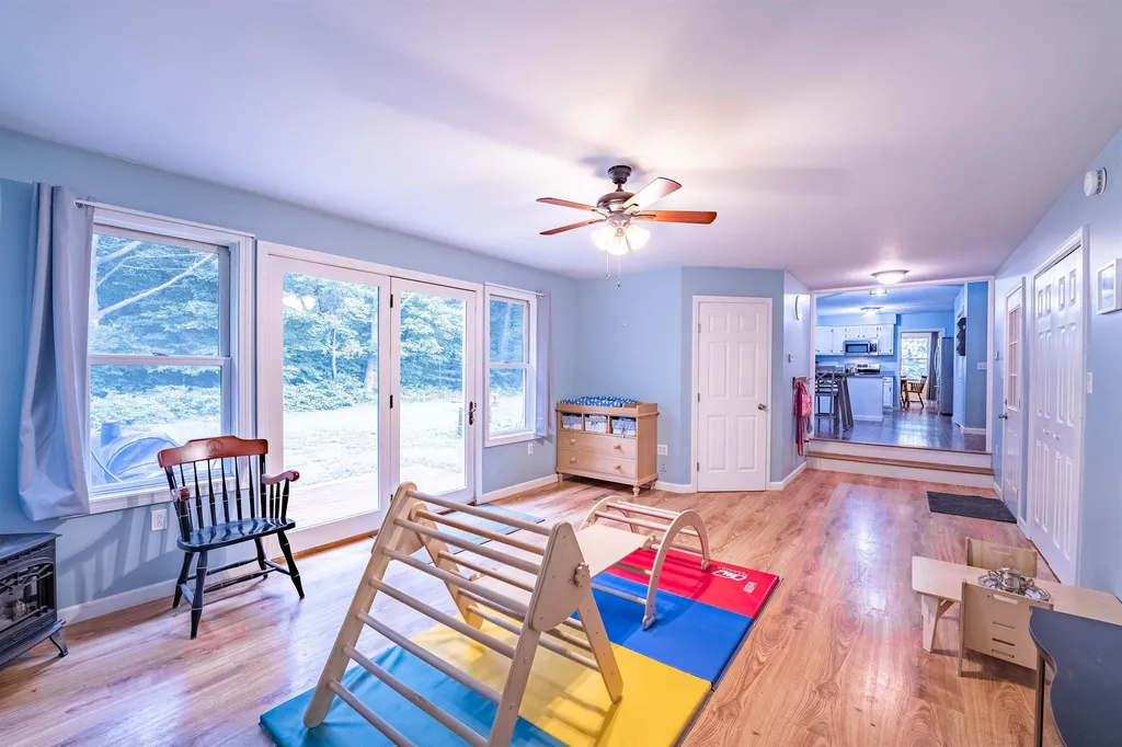20 Oakwood Lane Essex VT 05452