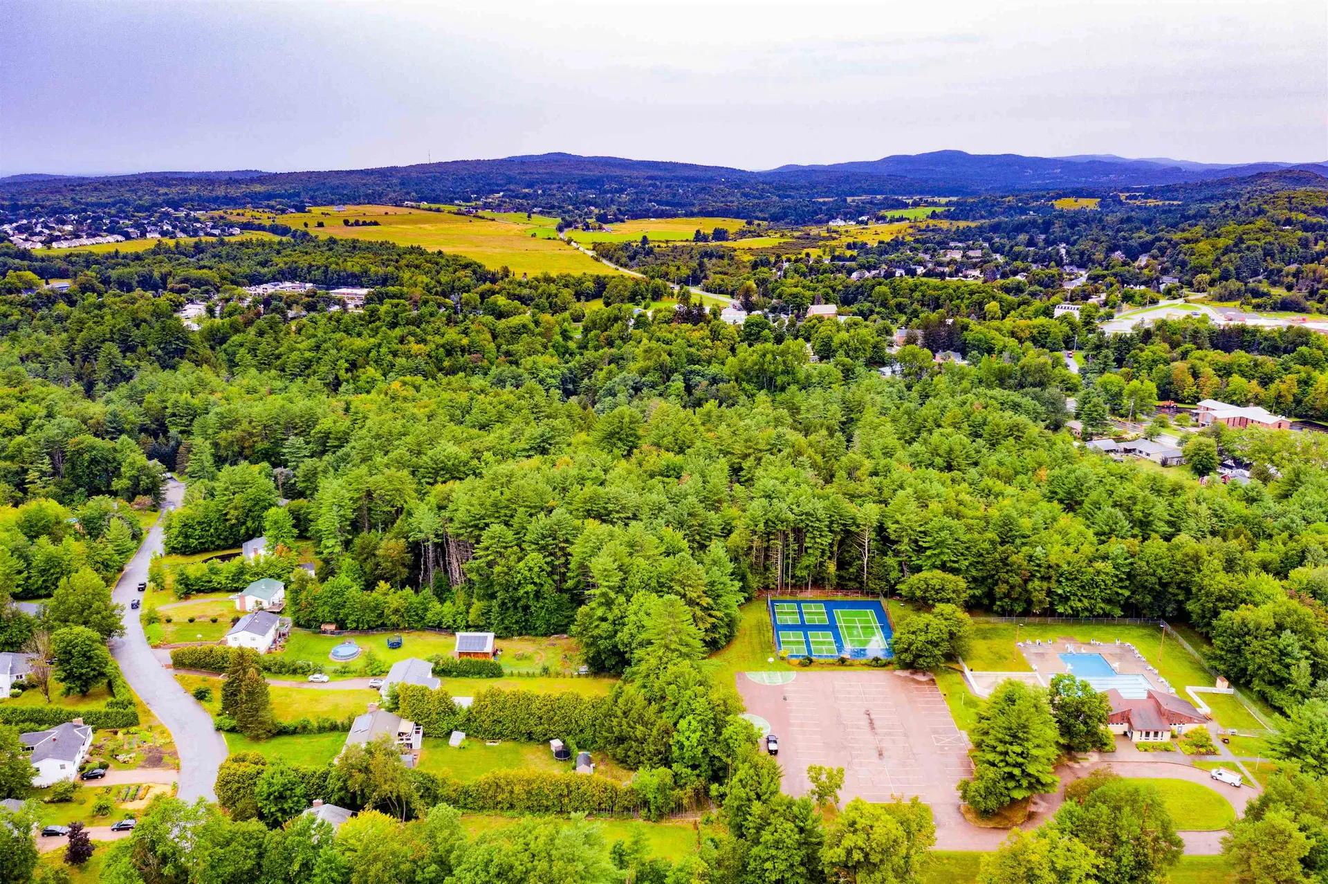 20 Oakwood Lane Essex VT 05452