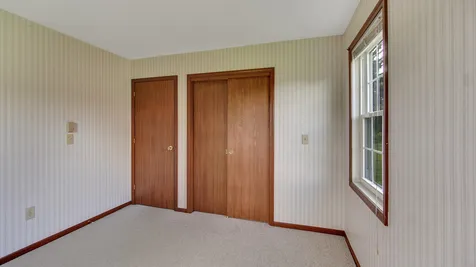 82 Twin Oaks Terrace South Burlington VT 05403