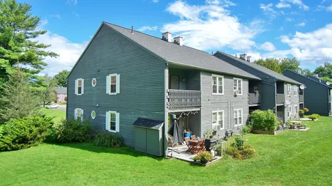 82 Twin Oaks Terrace South Burlington VT 05403