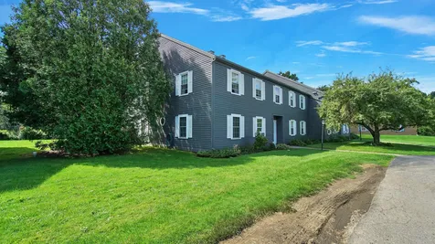 82 Twin Oaks Terrace South Burlington VT 05403