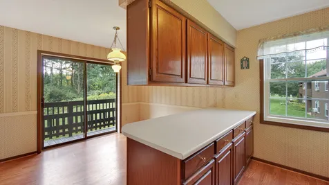 82 Twin Oaks Terrace South Burlington VT 05403