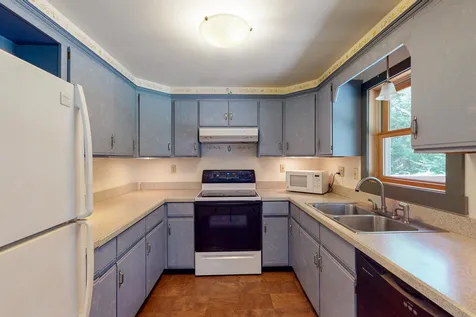 233 Wadleigh Road Ashland NH 03217