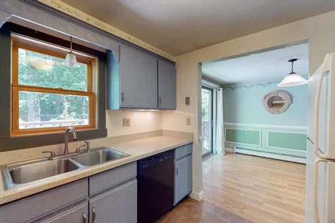 233 Wadleigh Road Ashland NH 03217