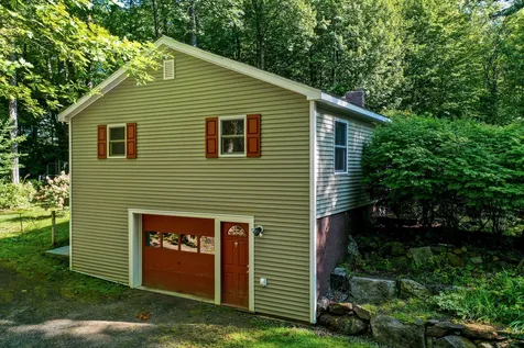 233 Wadleigh Road Ashland NH 03217
