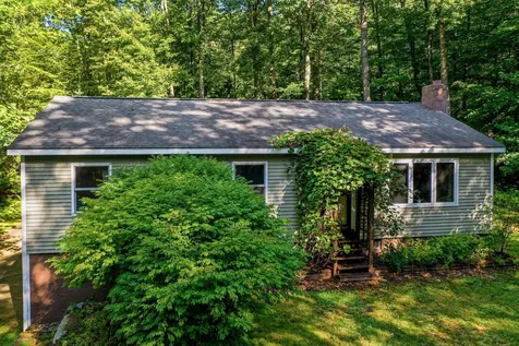 233 Wadleigh Road Ashland NH 03217