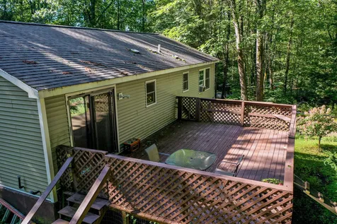 233 Wadleigh Road Ashland NH 03217