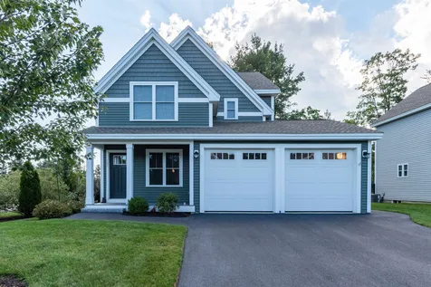 167 Shore Drive Nashua NH 03062