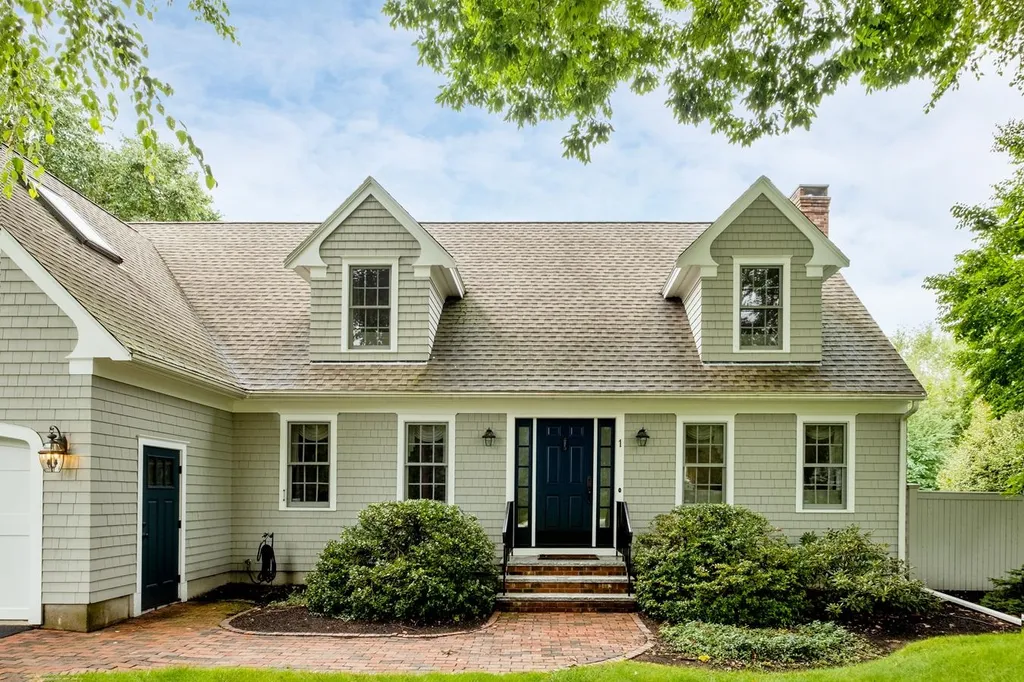 1 Berry Hill Road Stratham NH 03885