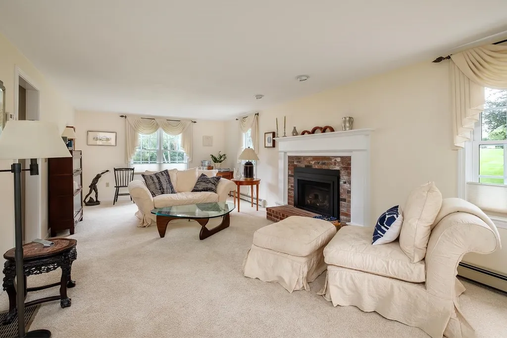 1 Berry Hill Road Stratham NH 03885