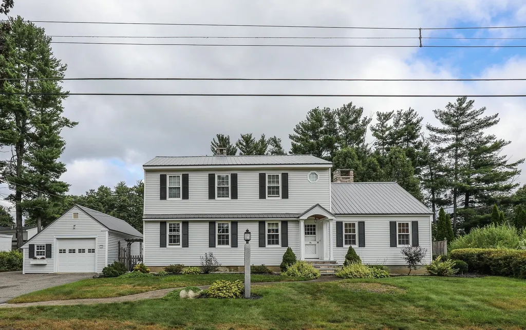 10 Bailey Street Nashua NH 03063