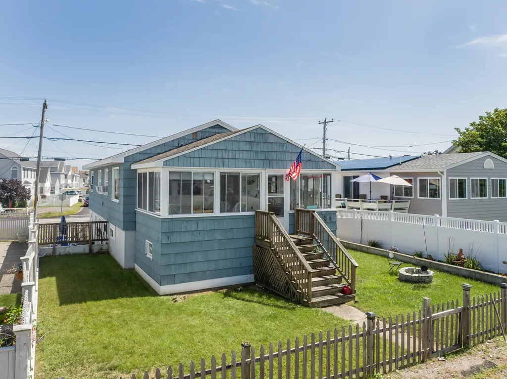 293 Portsmouth Avenue Seabrook NH 03874