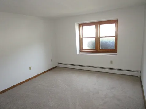 6 Knightsbridge Drive Nashua NH 03063
