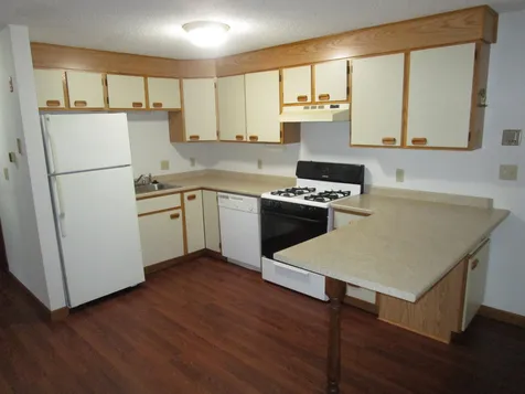 6 Knightsbridge Drive Nashua NH 03063