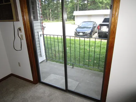 6 Knightsbridge Drive Nashua NH 03063