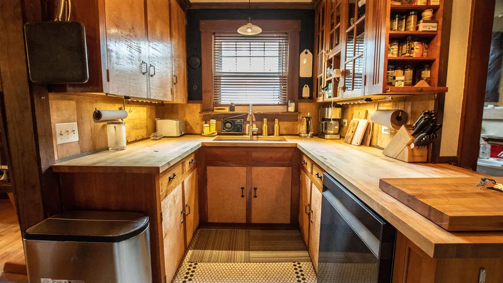 11 Hoover Street Burlington VT 05401