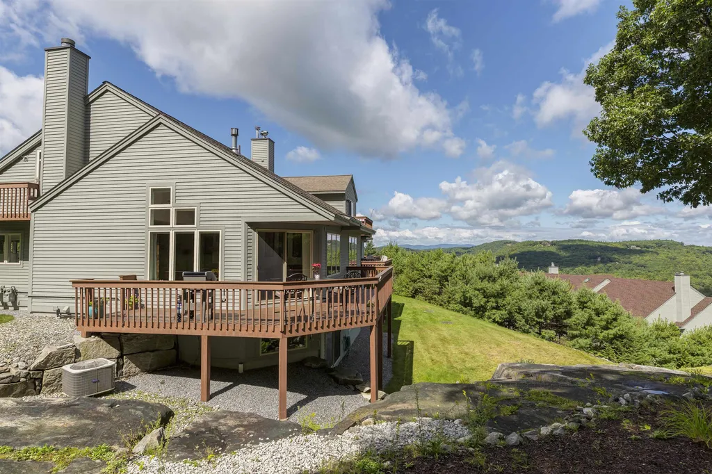 23 North Peak Village Road Newbury NH 03255