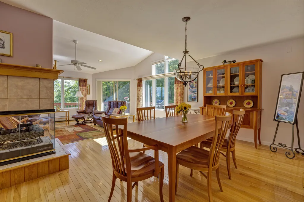 23 North Peak Village Road Newbury NH 03255