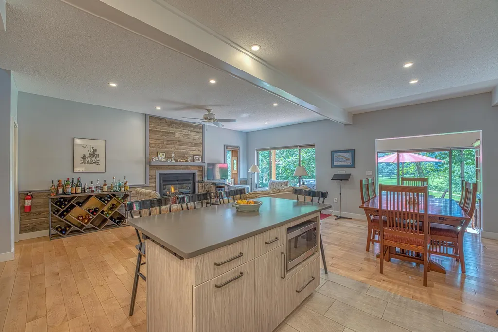 81 Fairway Drive Ashland NH 03217