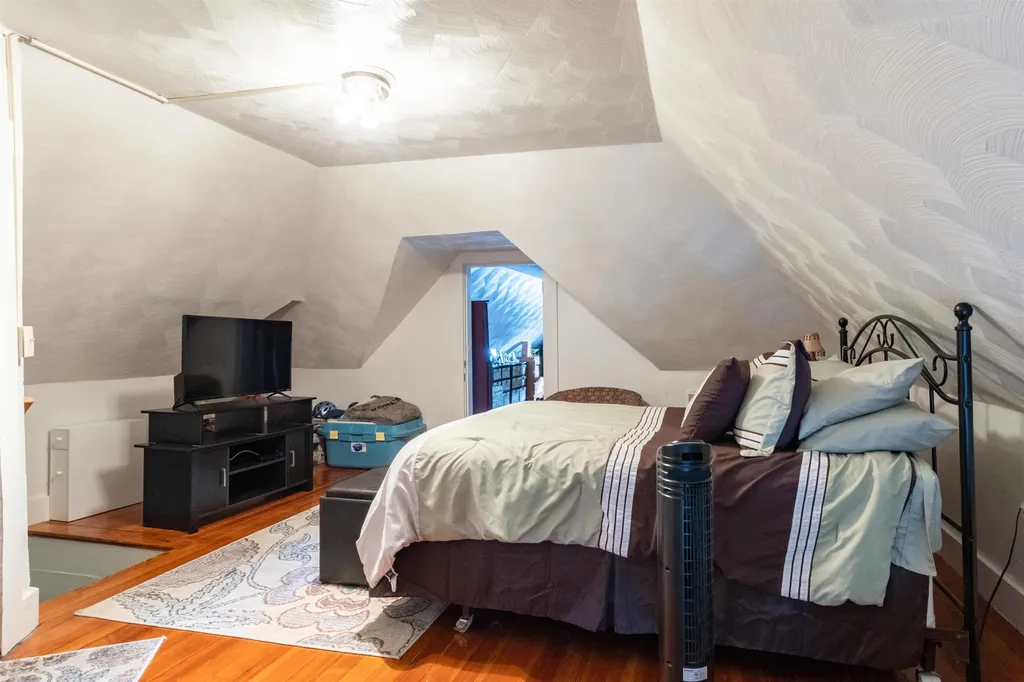 240 Lake Street Nashua NH 03060