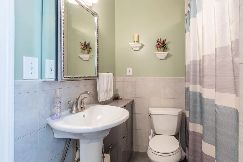 240 Lake Street Nashua NH 03060